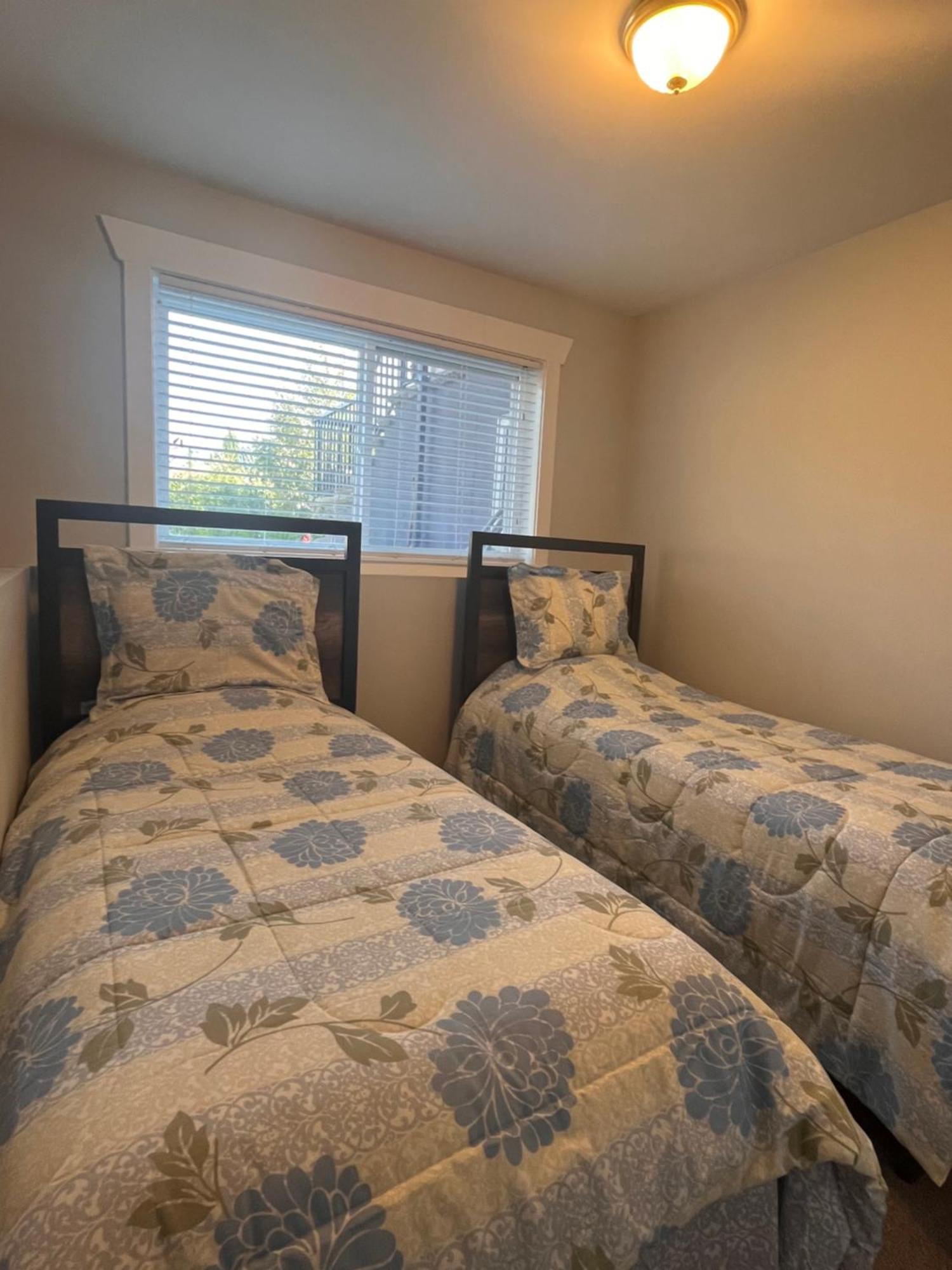 2 Bedroom Suite With Full Kitchen Revelstoke Ngoại thất bức ảnh